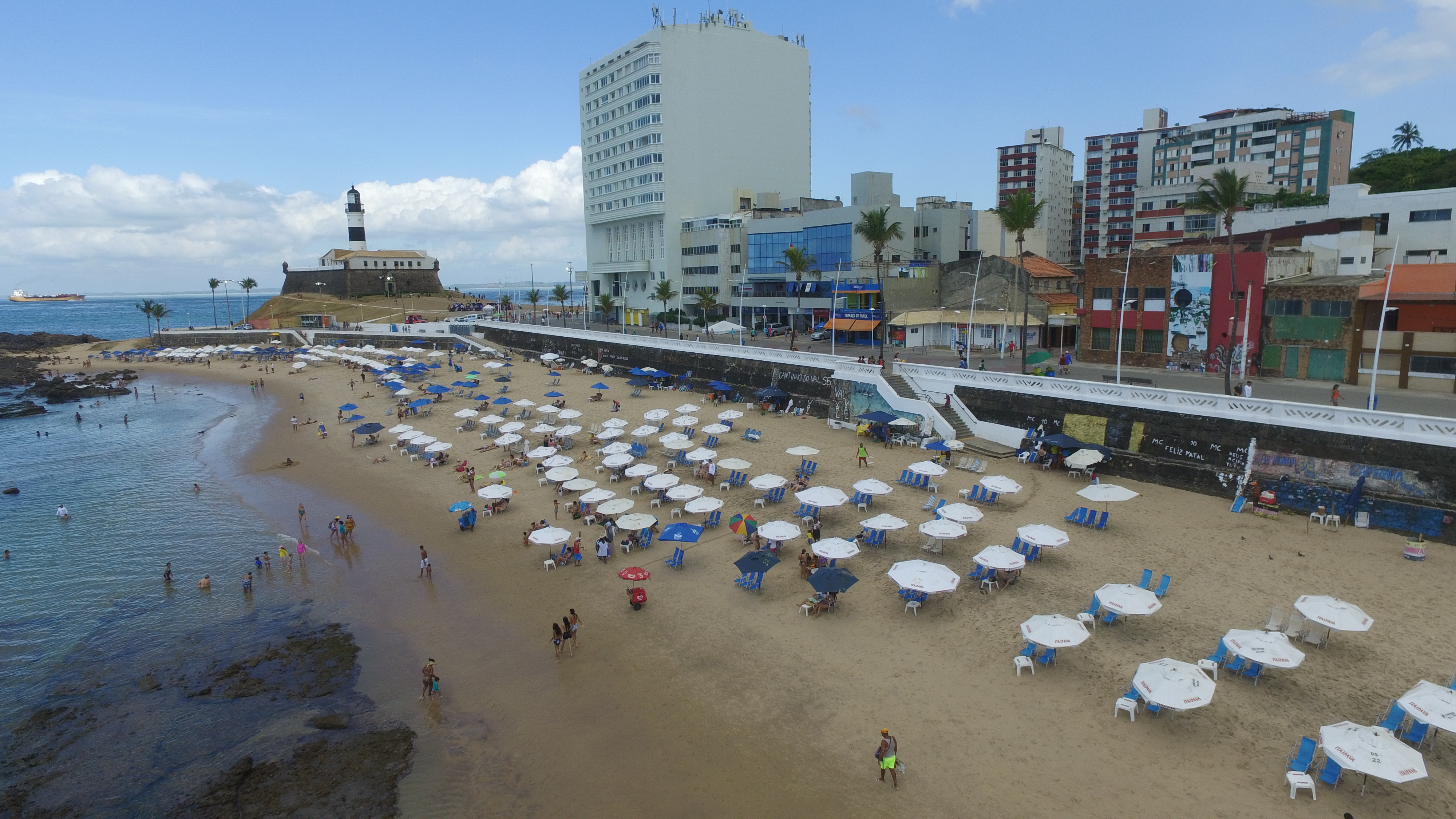 Foto Aérea com o Drone Farol da Barra